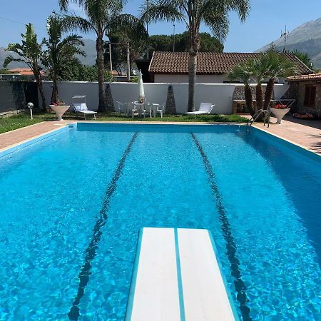 Casa Vacanze Villa Grace Villagrazia Di Carini Bagian luar foto