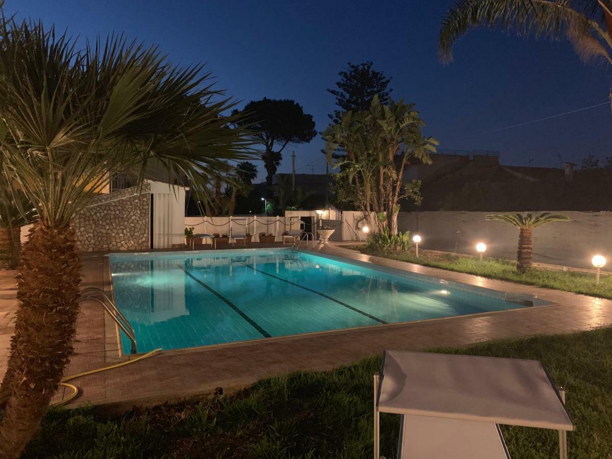Casa Vacanze Villa Grace Villagrazia Di Carini Bagian luar foto